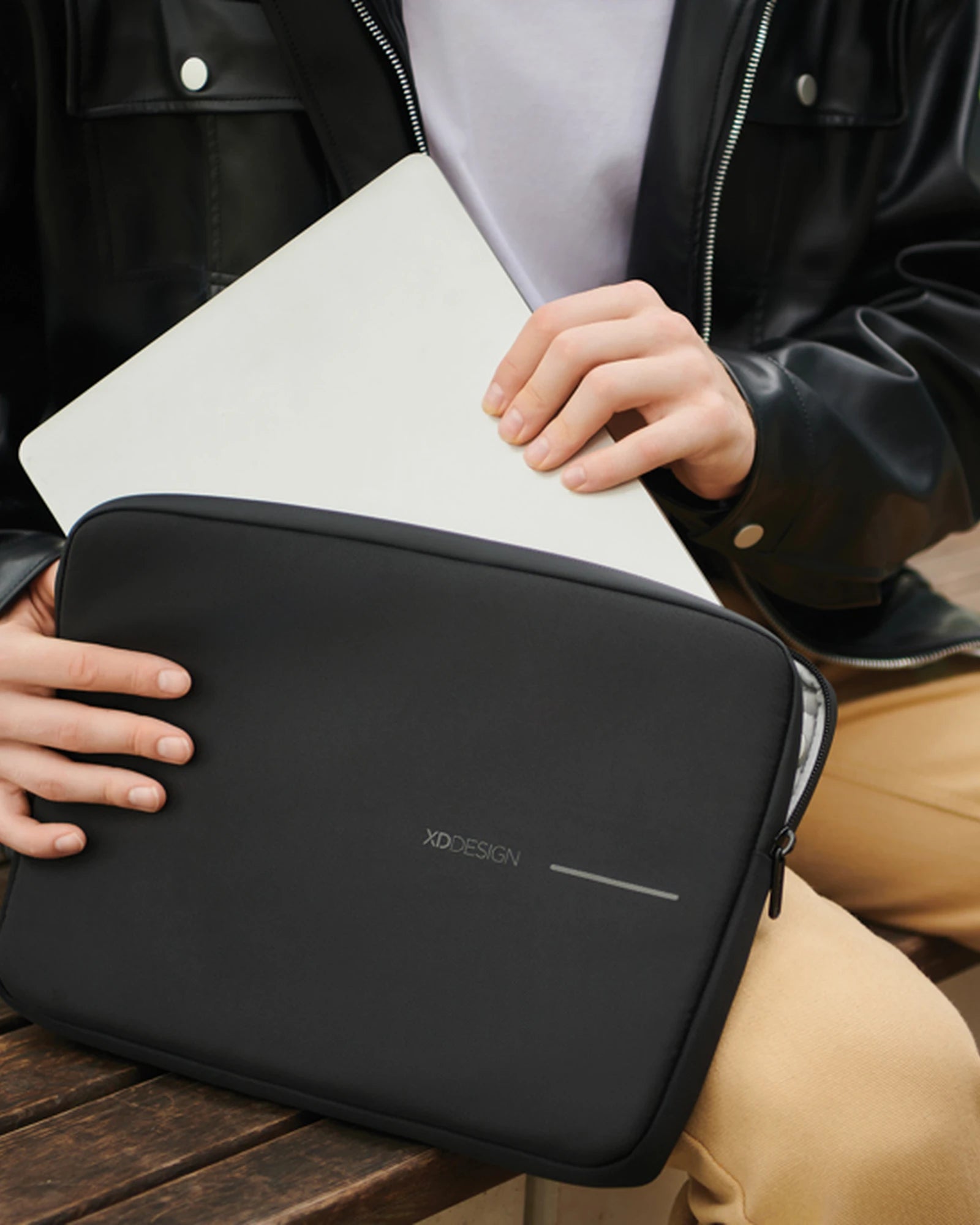 Custom rPET 16" laptop sleeve - 8